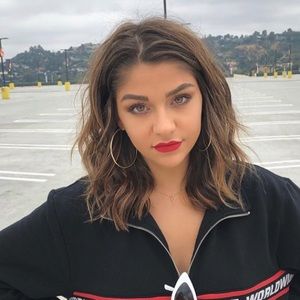 Meet your Posher, Katelyn